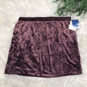Abound skirt